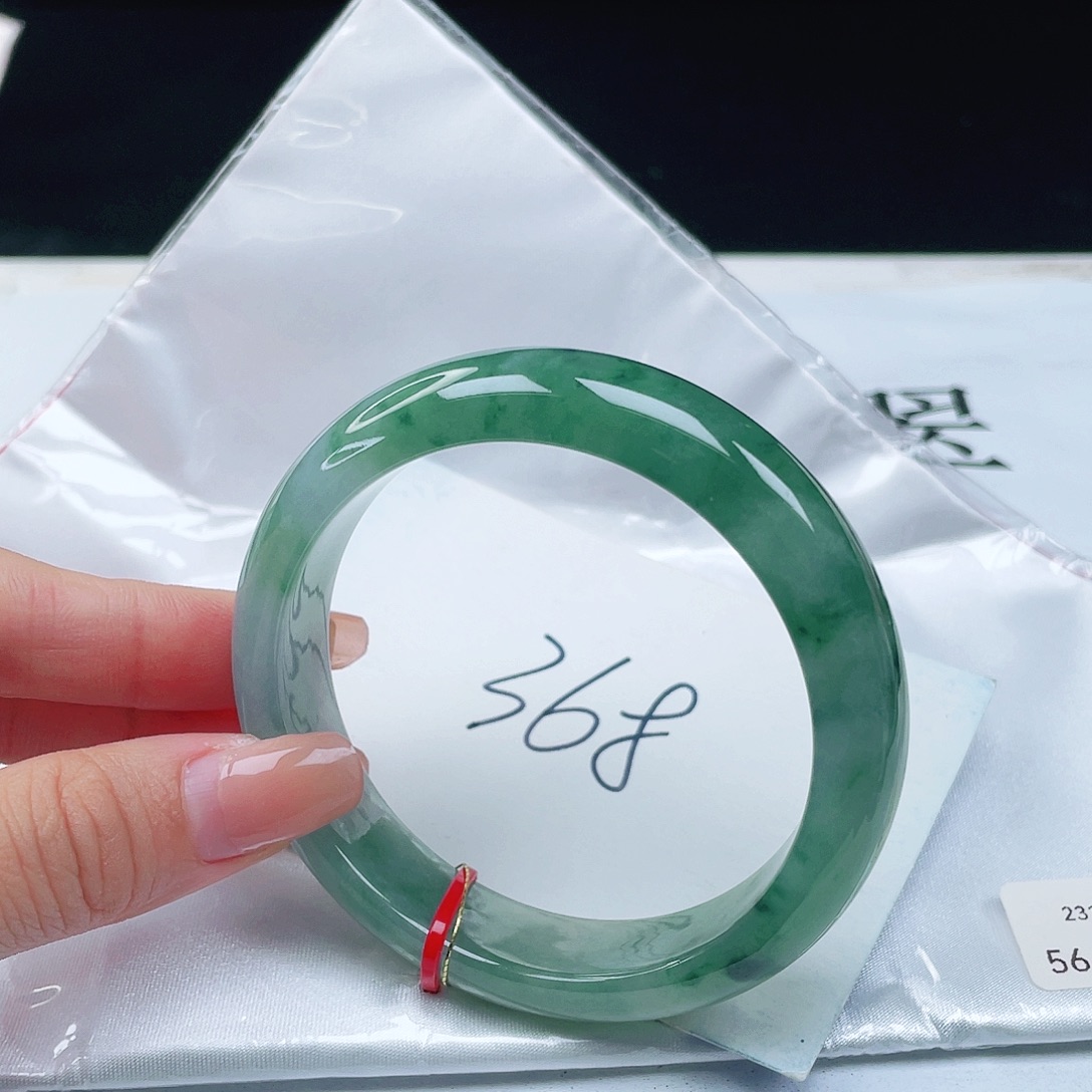 翡翠未镶嵌手镯56+正圈