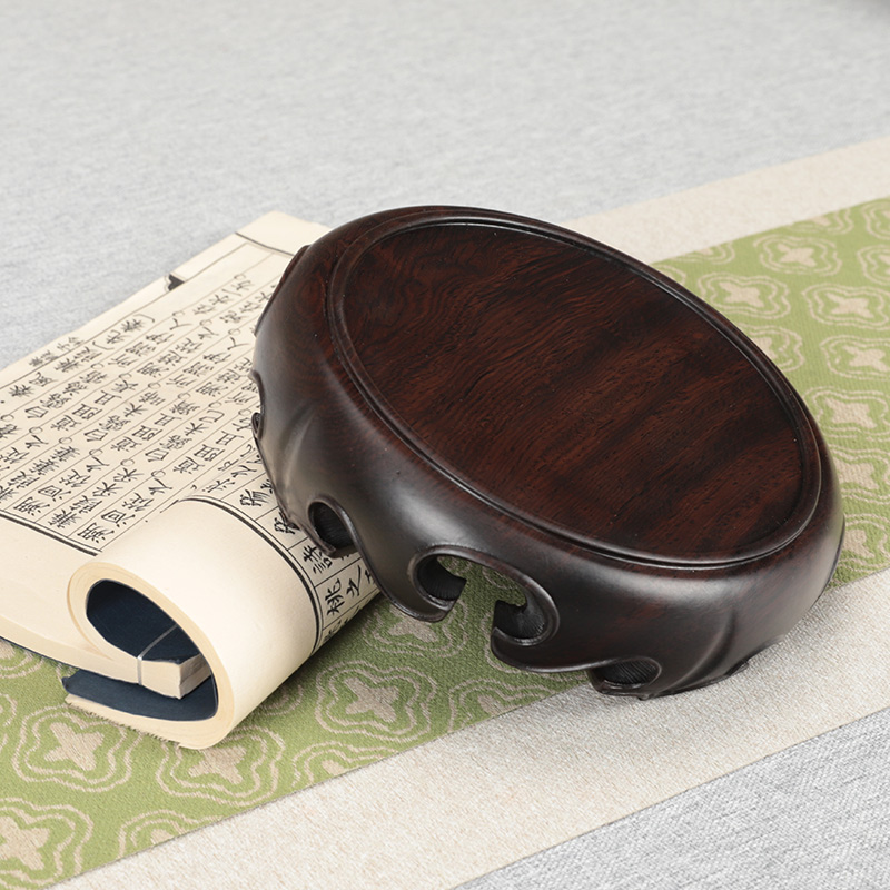 【墨至晟】黑檀木如意摆件底座 尺寸：内径18外径22高4.5厘米