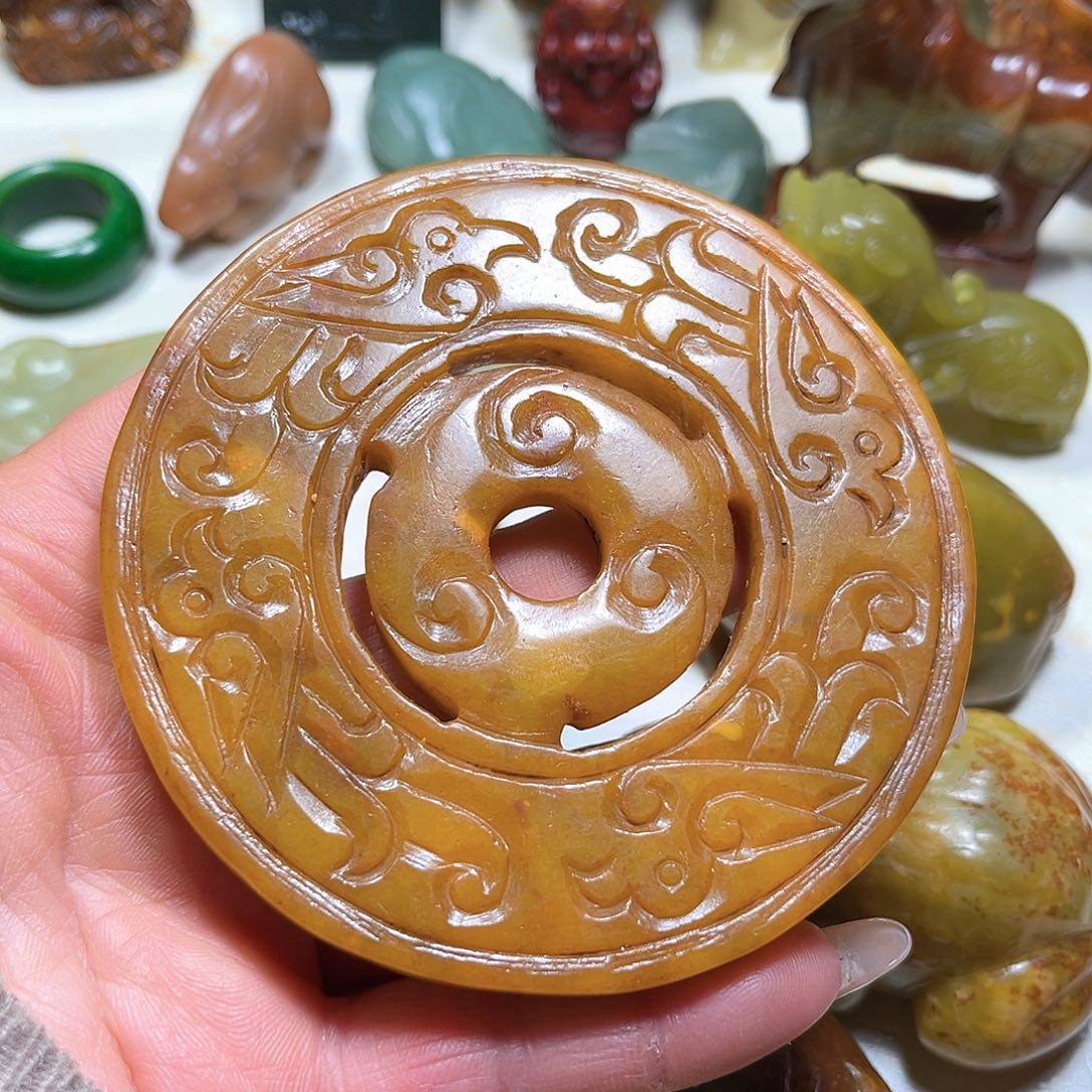 白玉菩提吊坠白玉菩提吊坠