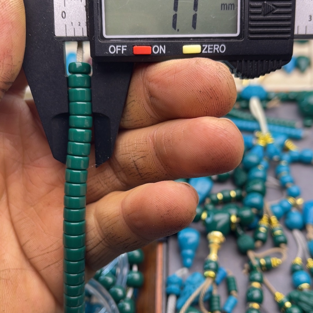 琉璃颈饰卡7隔片一颗