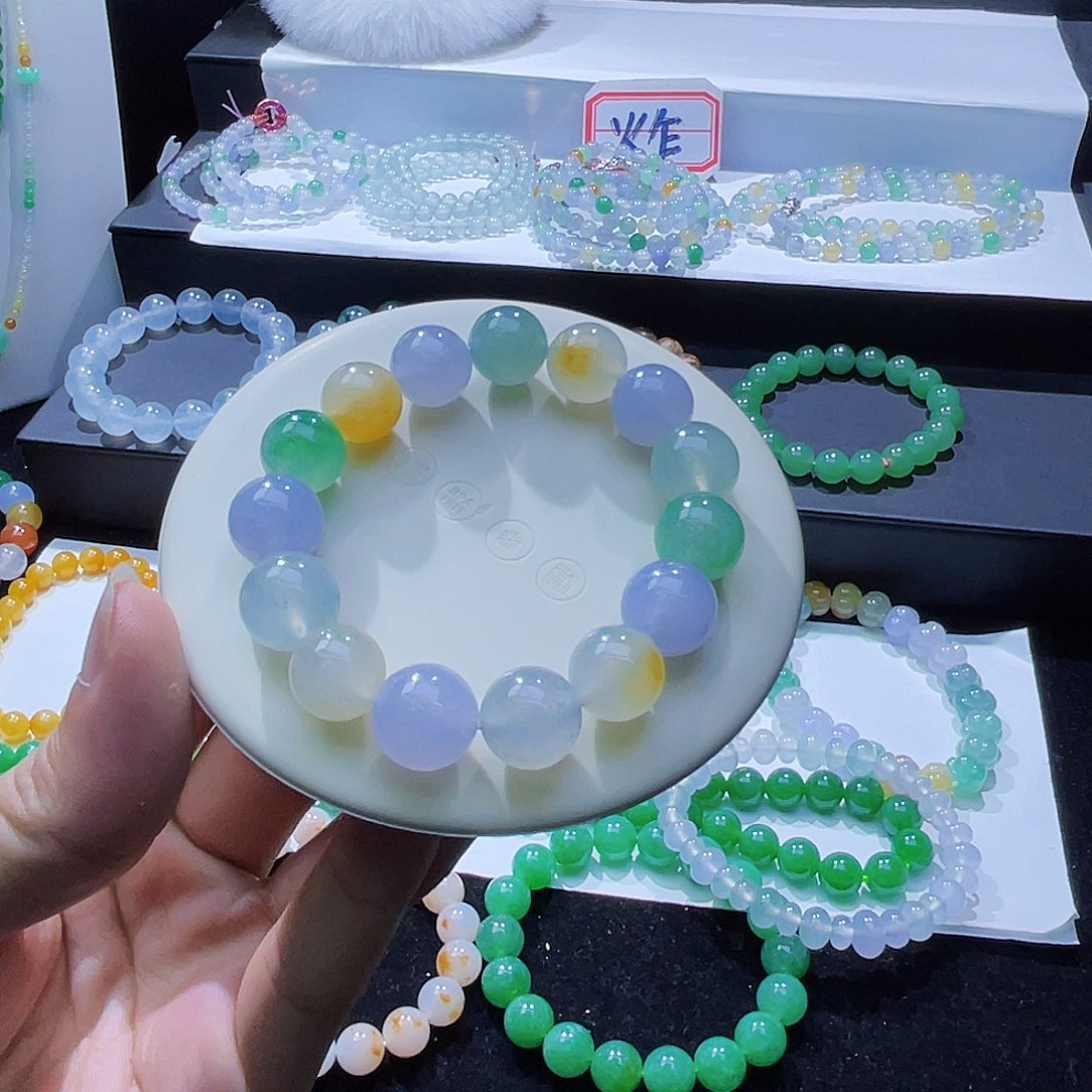 翡翠未镶嵌手串卡12.9