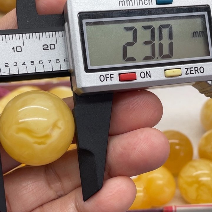 琥珀裸石未镶嵌蜜蜡