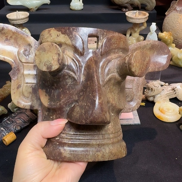 和田玉挂件未镶嵌好**荐