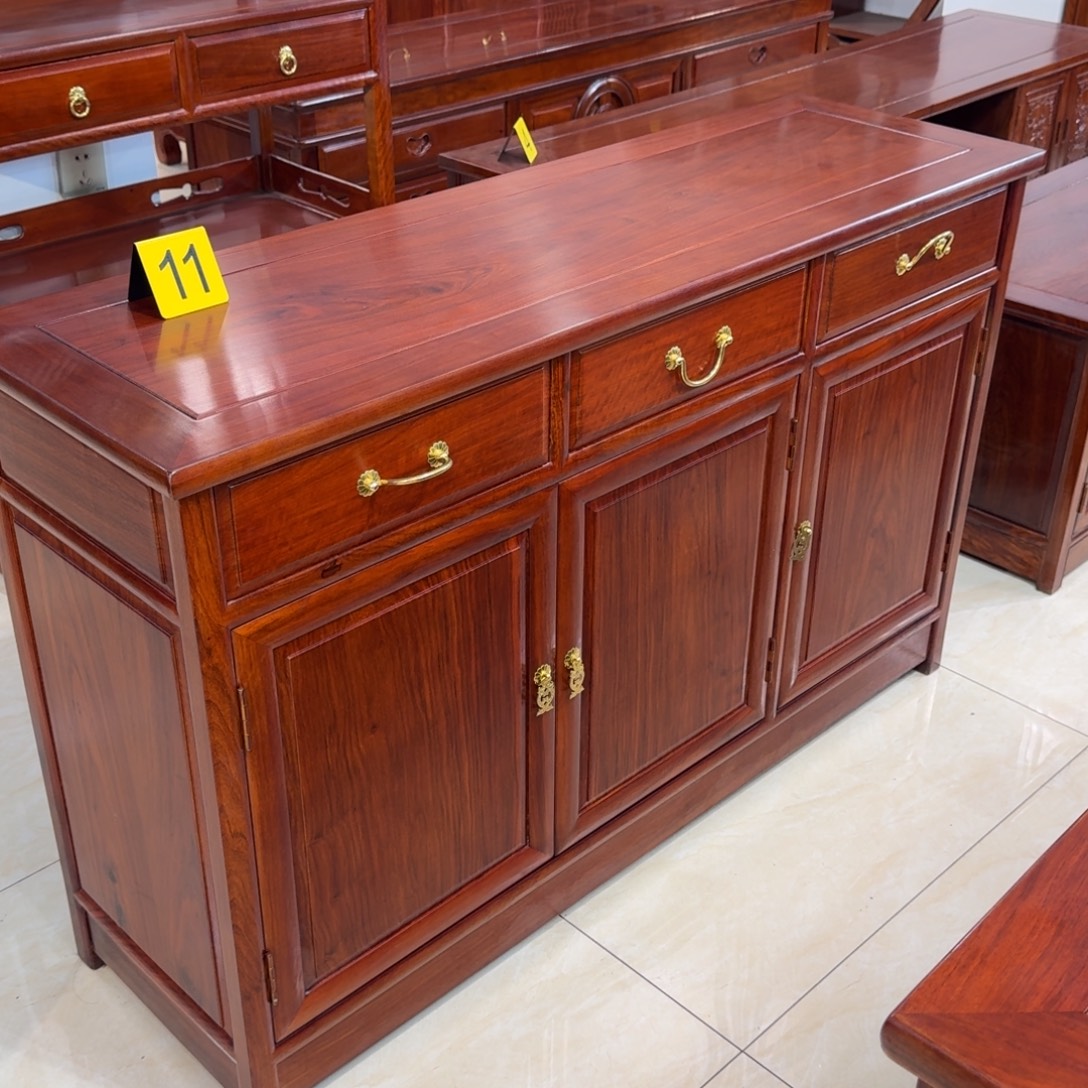 用***2花梨木类储物柜刺猬餐边柜128.40.80三门