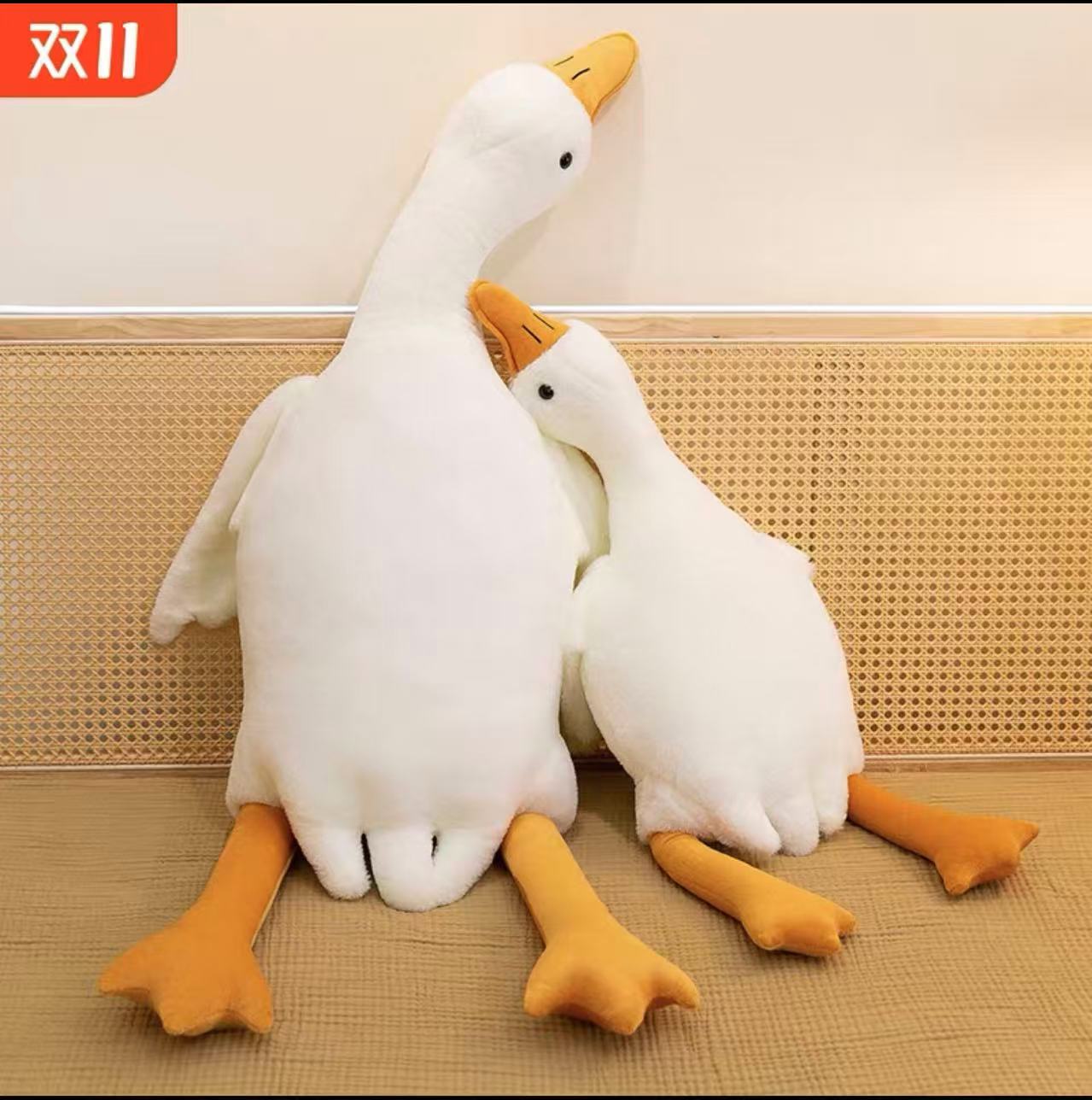 米大白鹅抱枕可爱毛绒玩具女生抱睡公仔娃娃