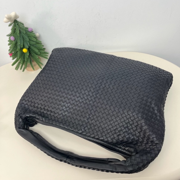 95新 BOTTEGA VENETA/葆蝶家 深蓝色编织大号和尚单肩包