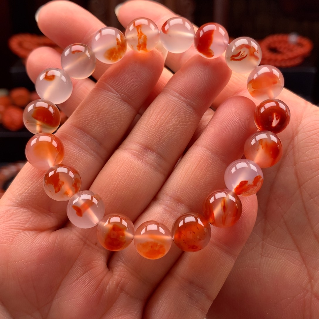 南红玛瑙手串未镶嵌