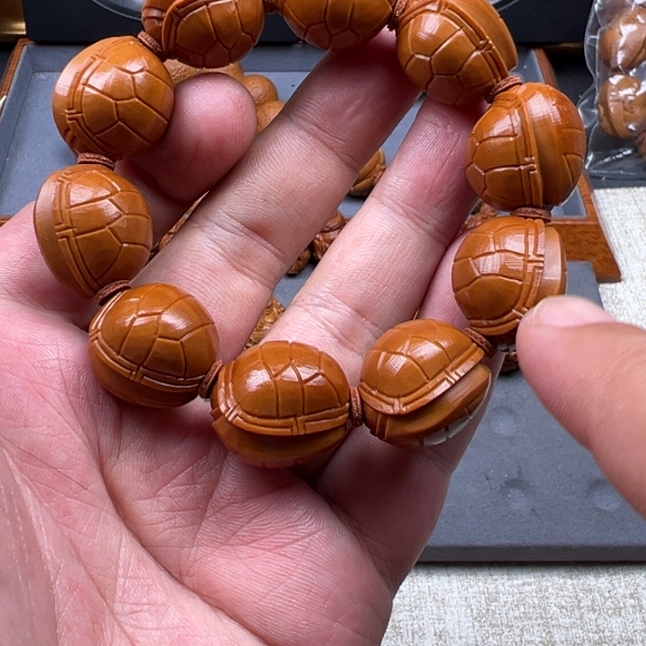 橄榄核手串橄榄核雕工艺制作