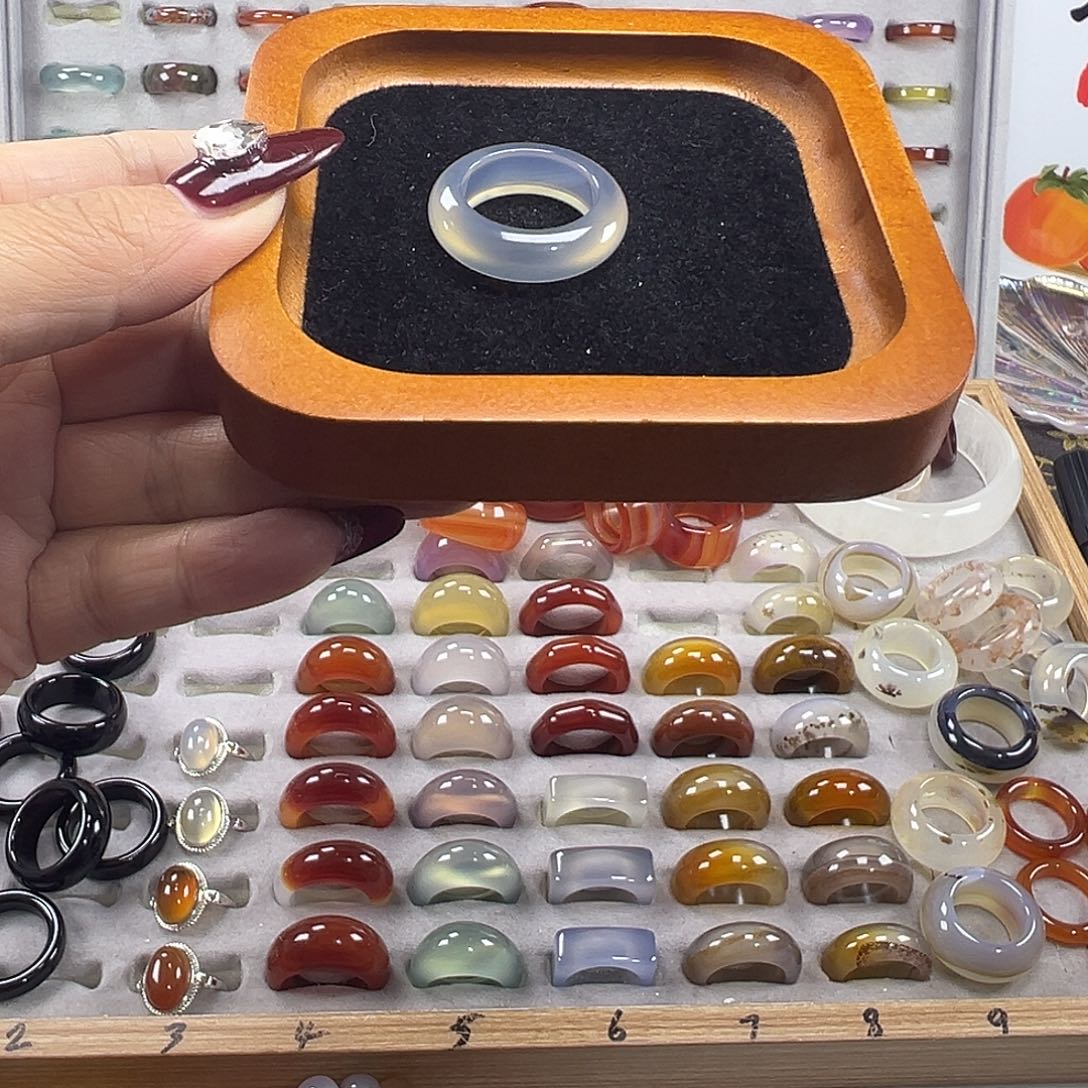 玛瑙/玉髓未镶嵌戒指B9不退换19.1港20+