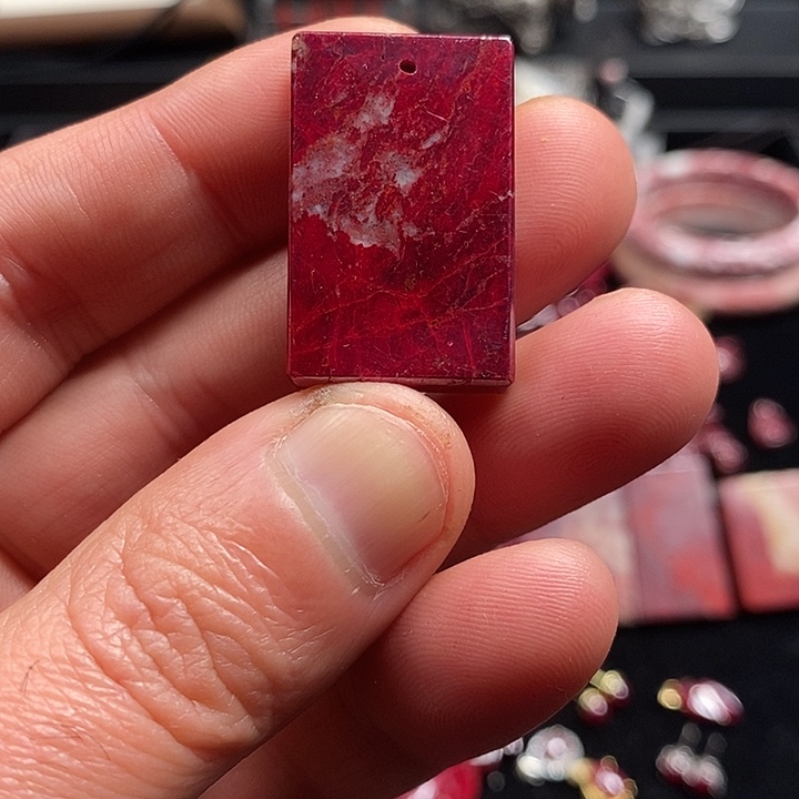 天然辰砂天然朱砂原矿无事牌