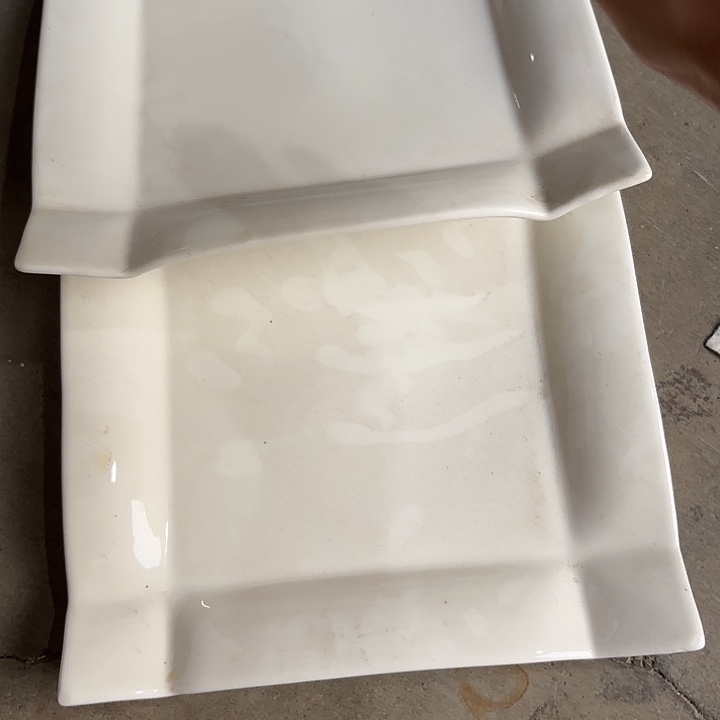 碟微瑕介意勿拍……两个