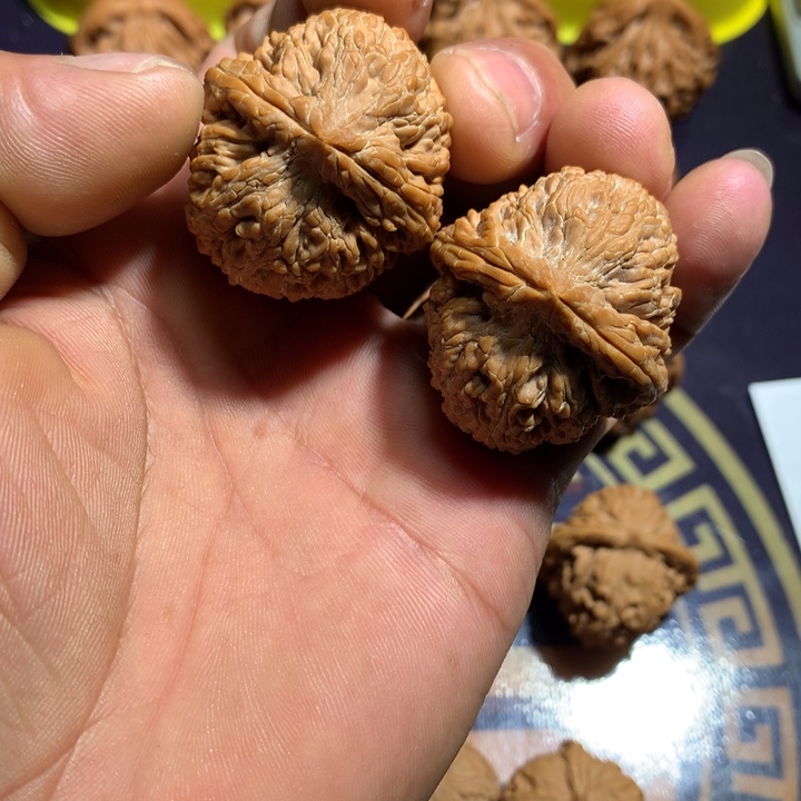 文玩核桃吊坠蒜头35