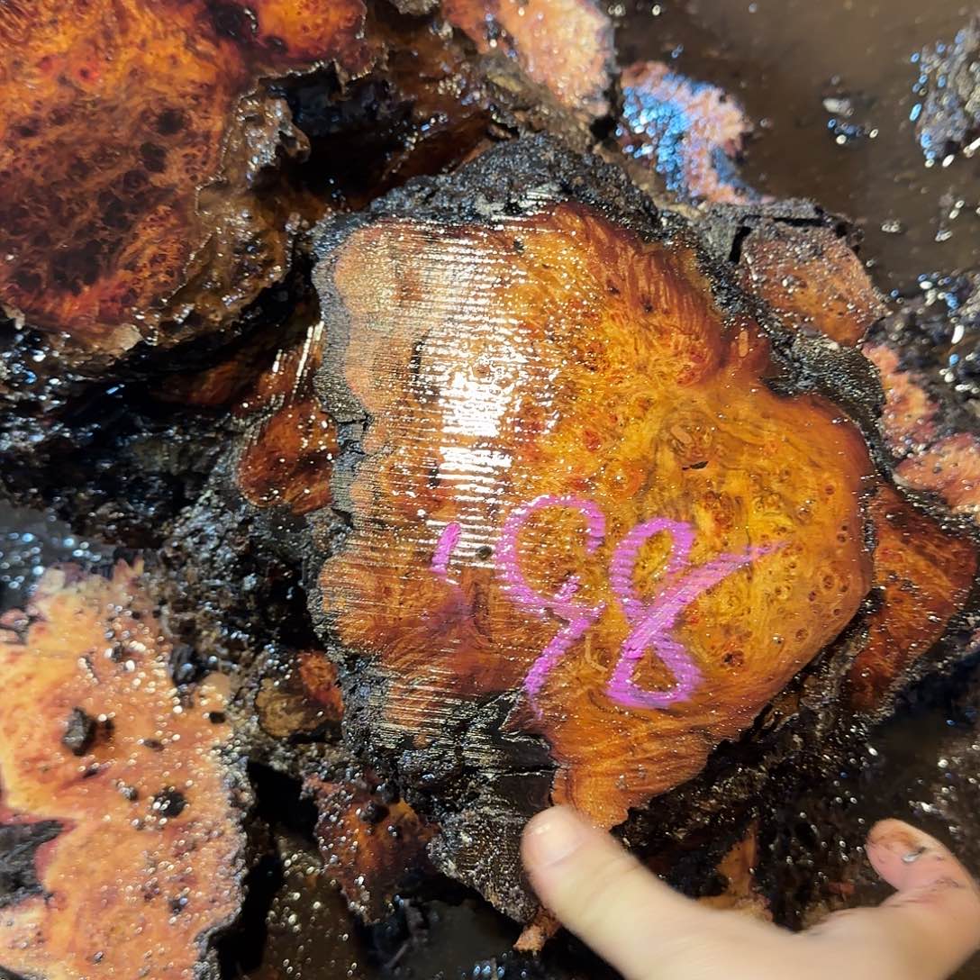 木***风木贵州黄花梨树瘤定制链接