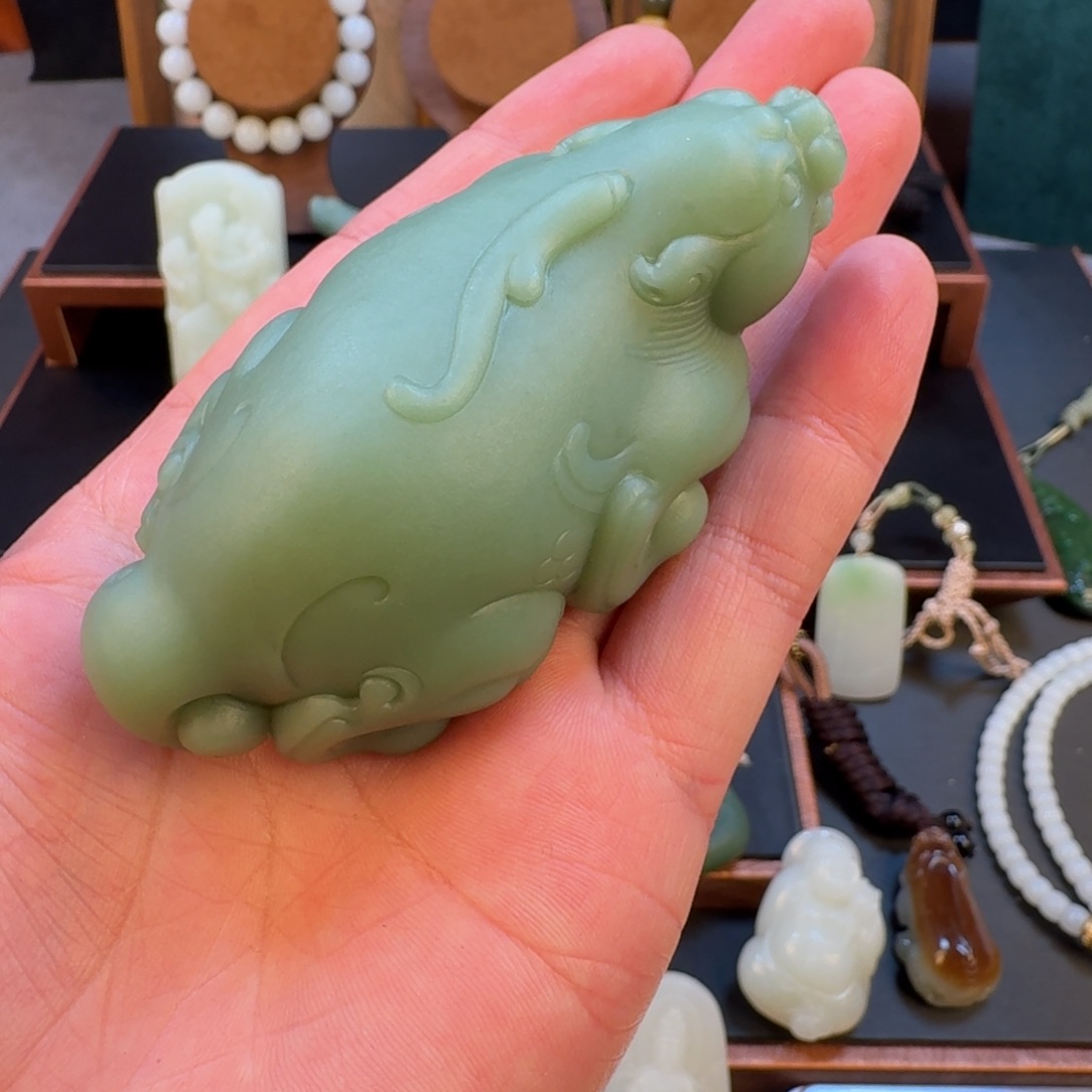 和田玉未镶嵌项链