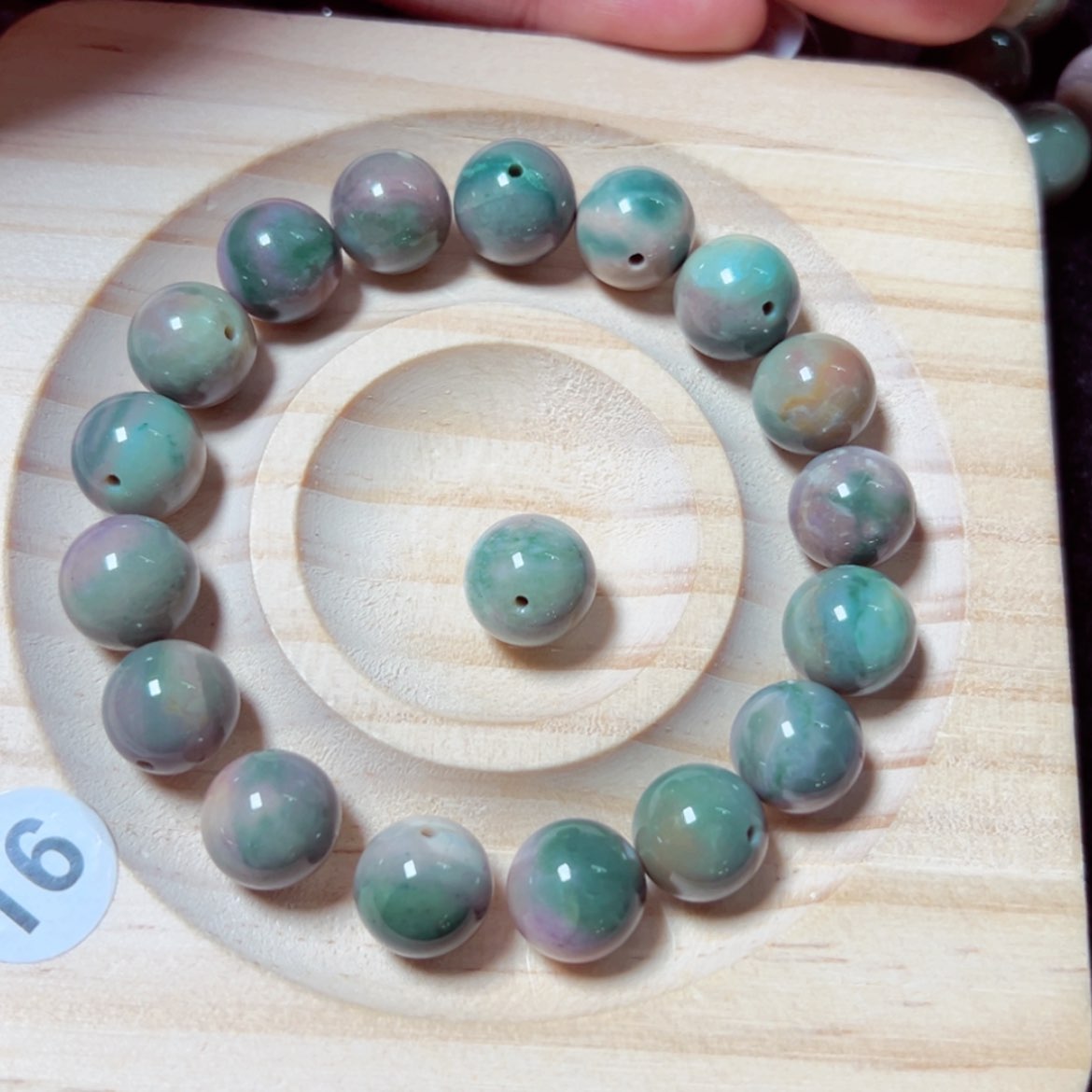 【闪购商品】石英质玉手链未镶嵌球*57
