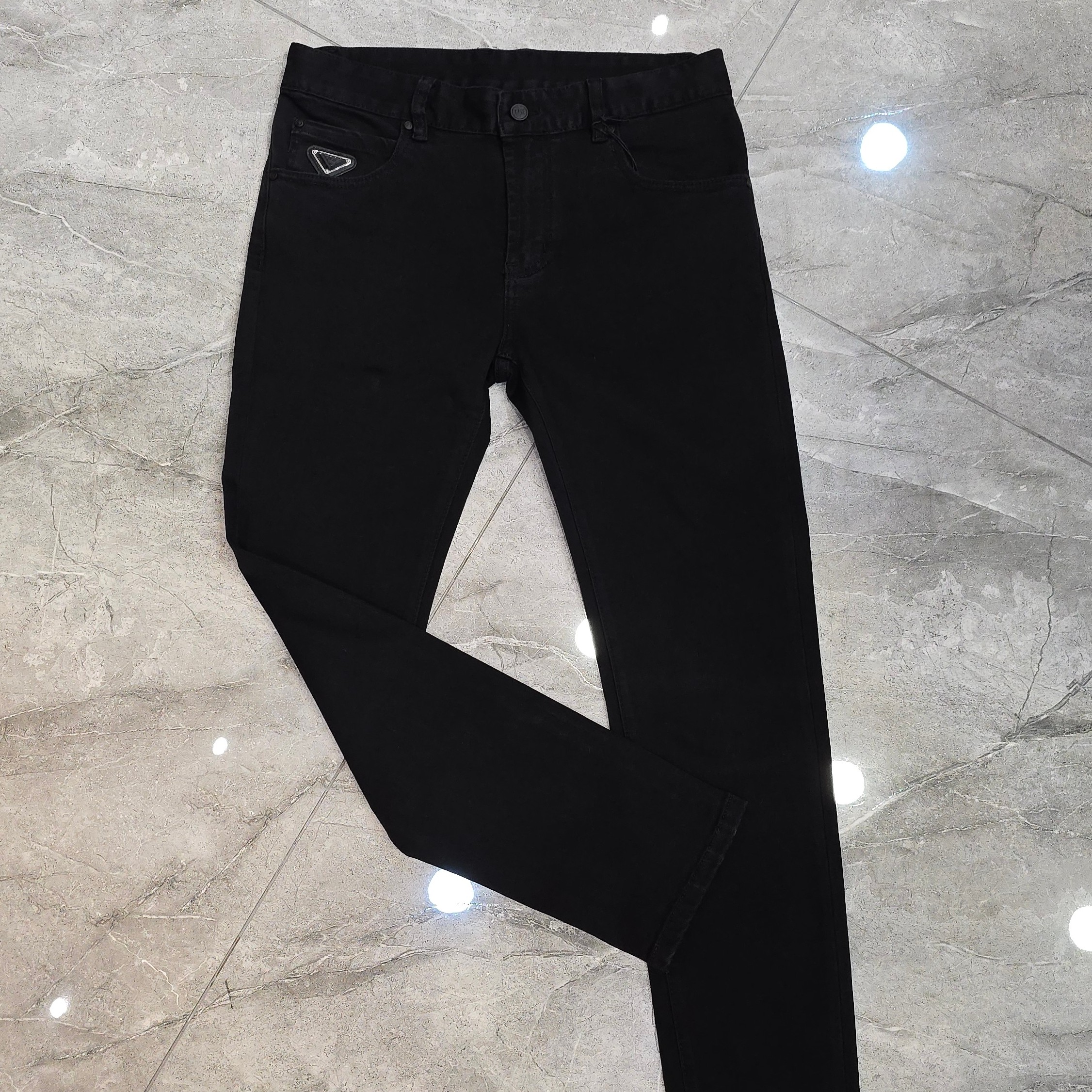 达秋冬男士高端黑色弹力修身轻奢时尚百搭休闲牛仔裤长裤