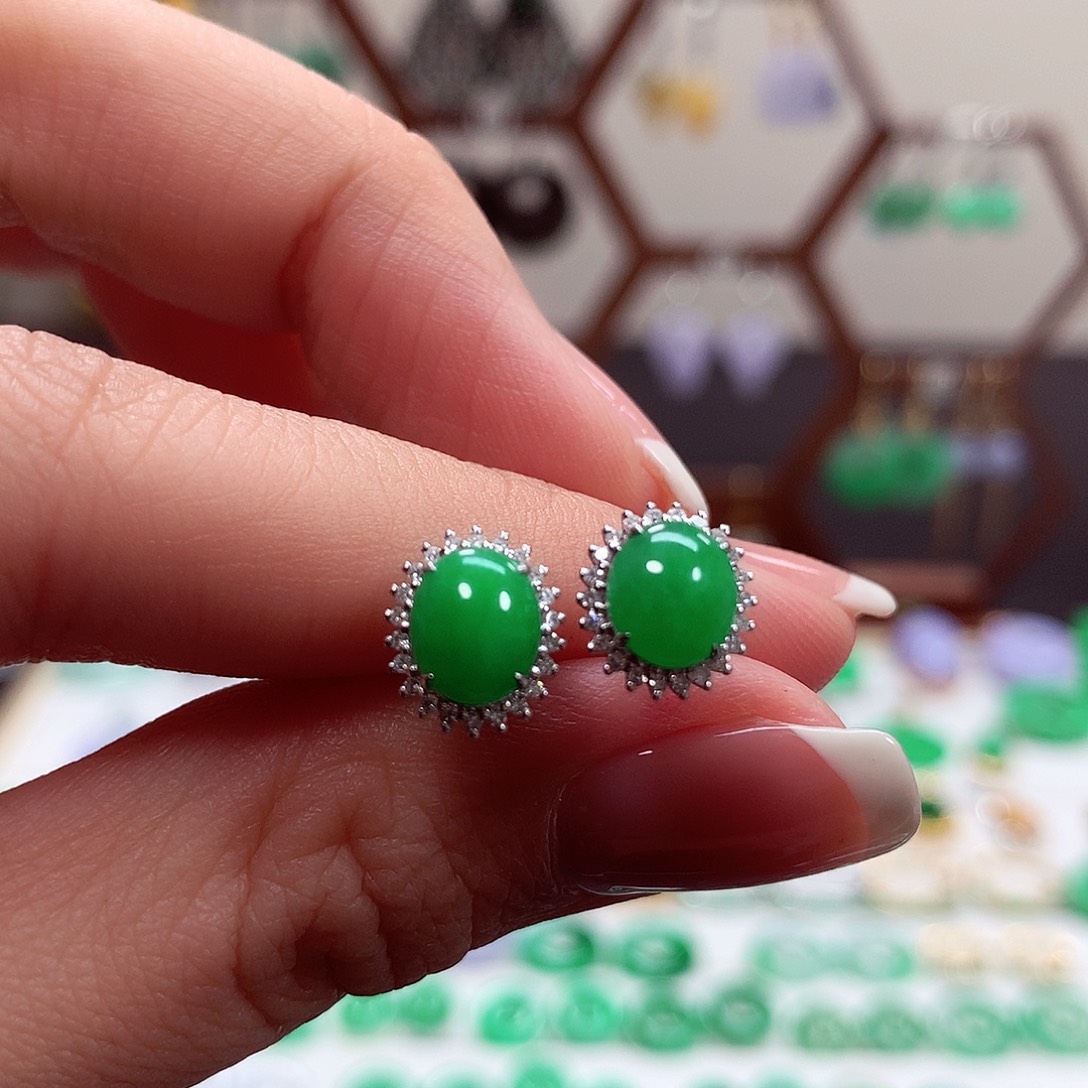 翡翠耳饰18K金镶嵌天然翡翠