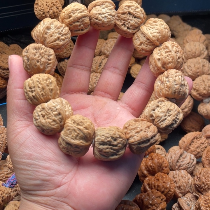 文玩核桃吊坠?****?3元宝