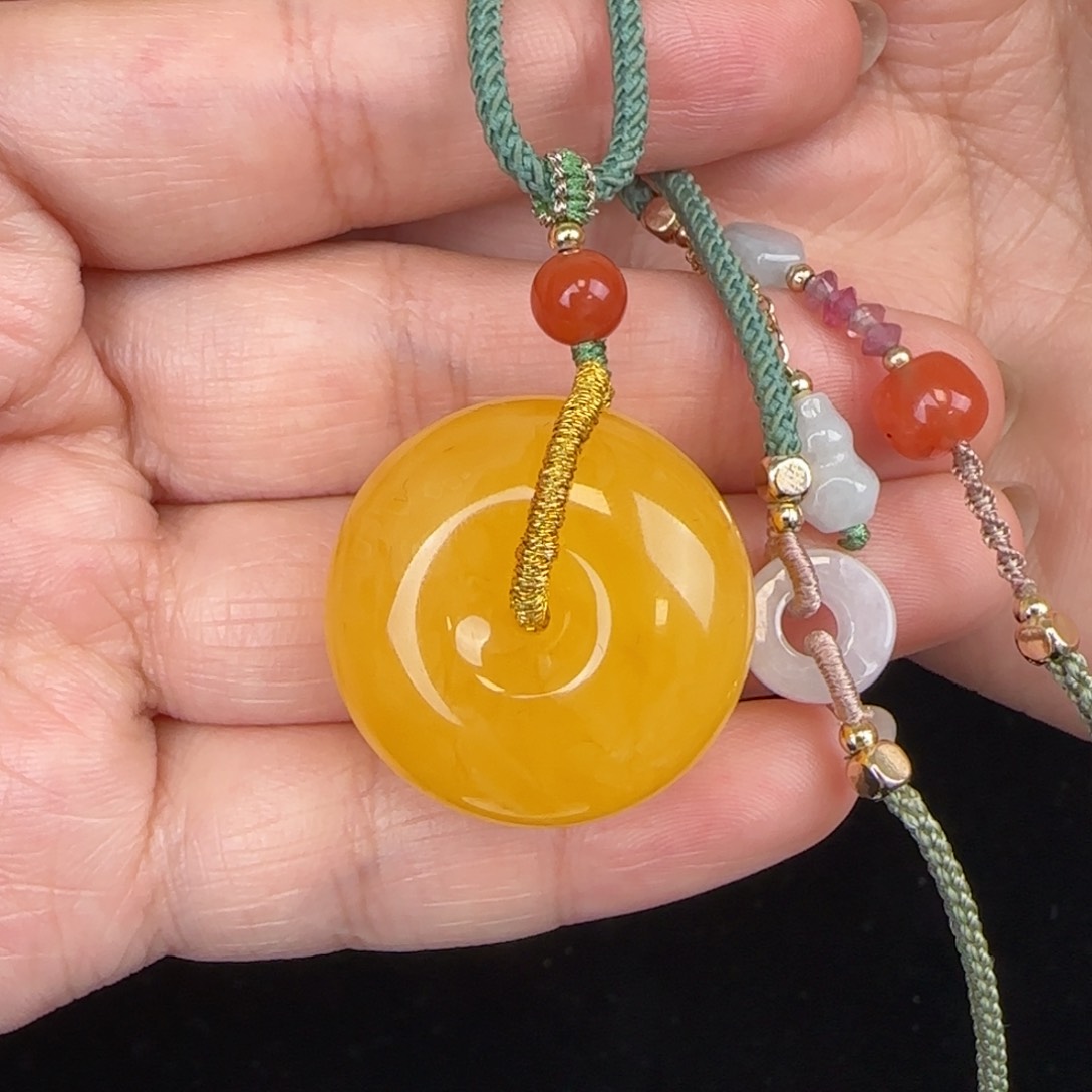 蜜蜡吊坠(赠链)未镶嵌