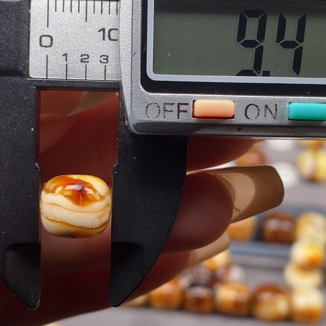 未镶嵌琥珀戒指老型