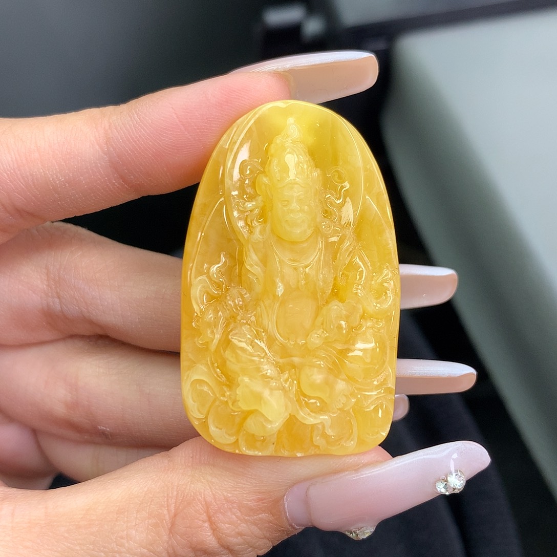 琥珀未镶嵌珠宝奇石43*27*14 黄财神
