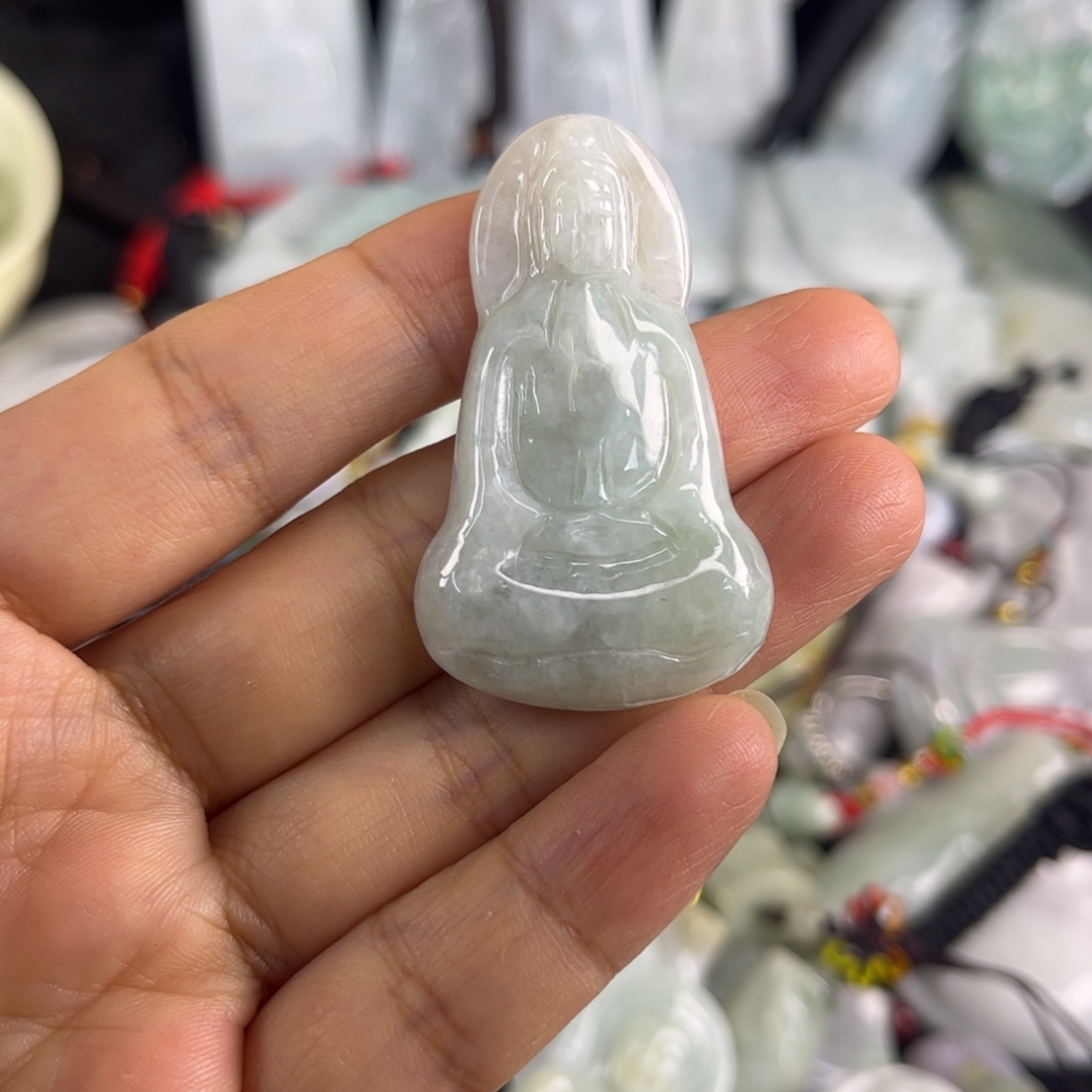 翡翠未镶嵌吊坠(不含链)瑕疵