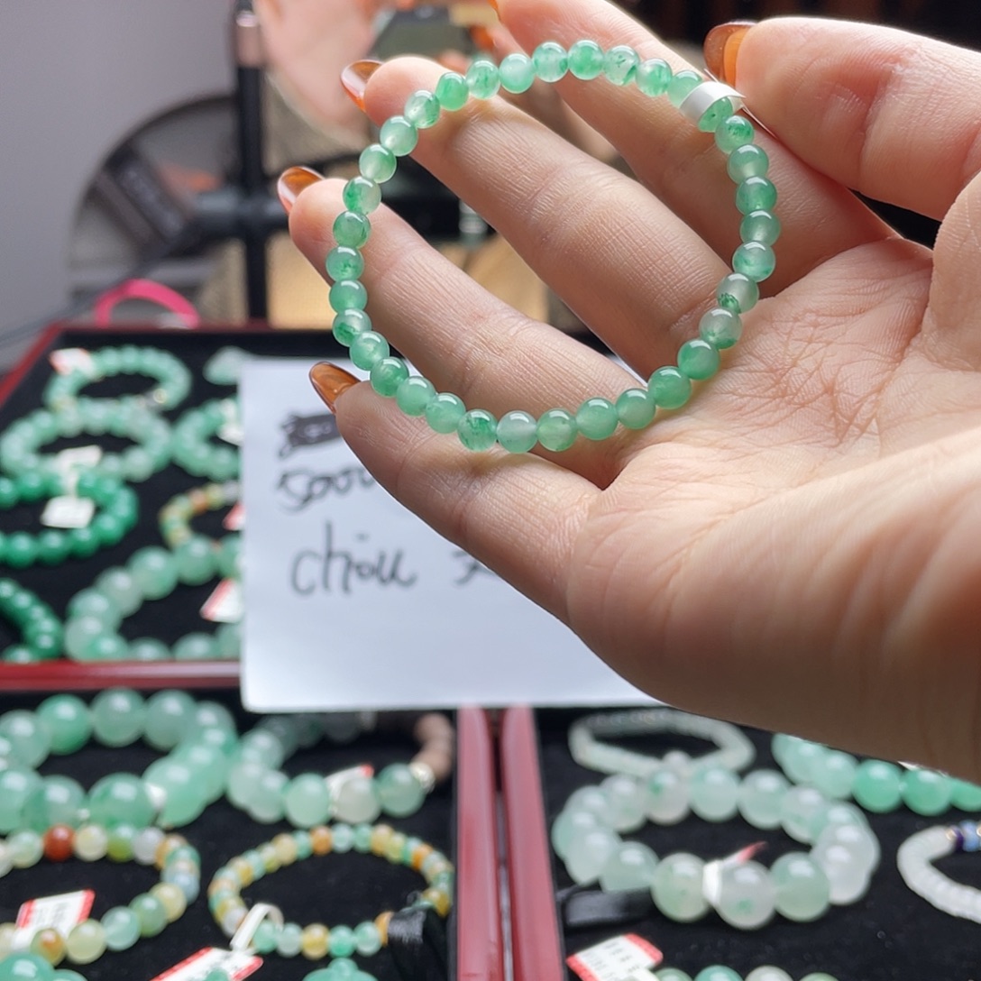 石英质玉（非洲翠）未镶嵌手串