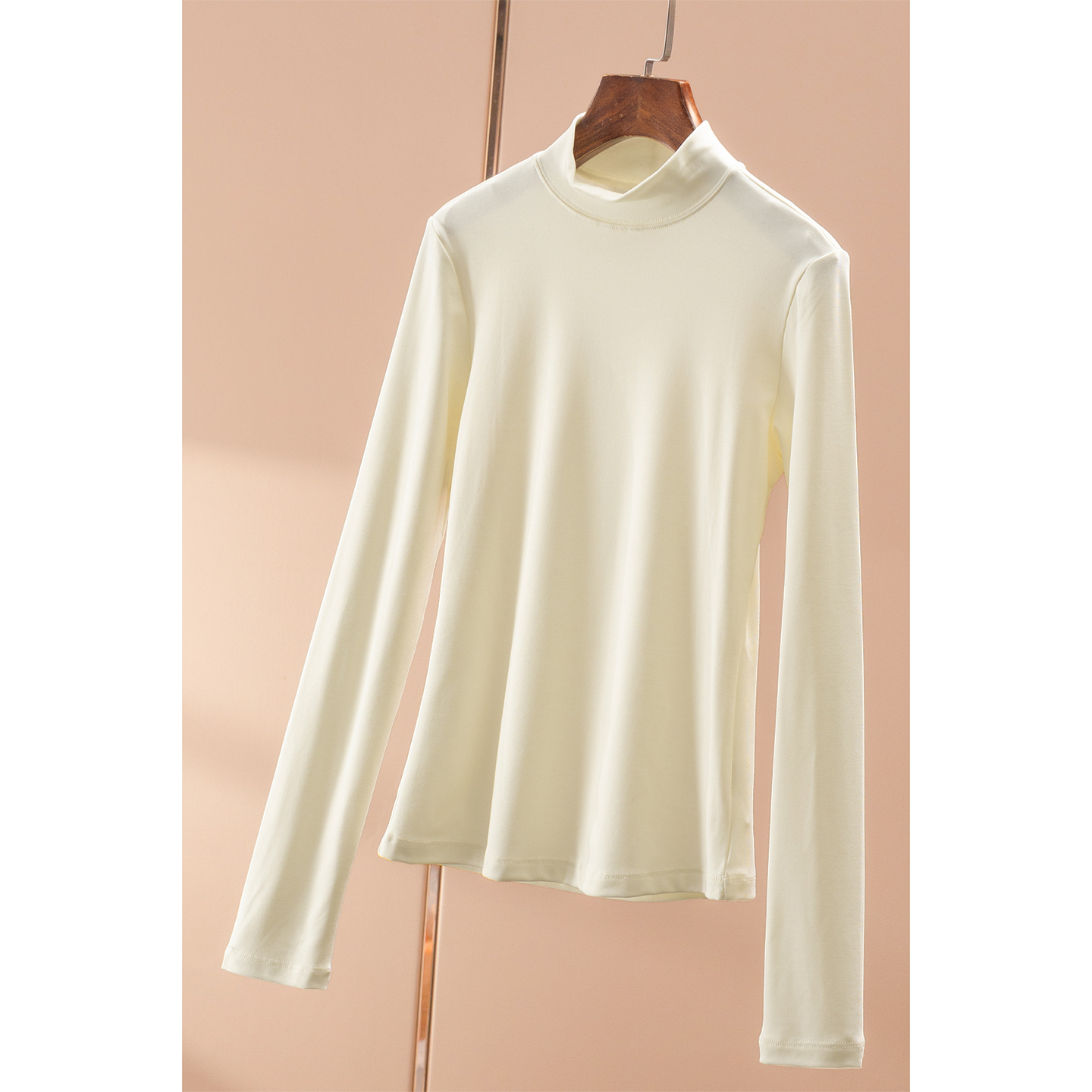 春天家 亲肤柔软 外贸D高品含兰精天丝羊毛半高领打底T恤女62F6