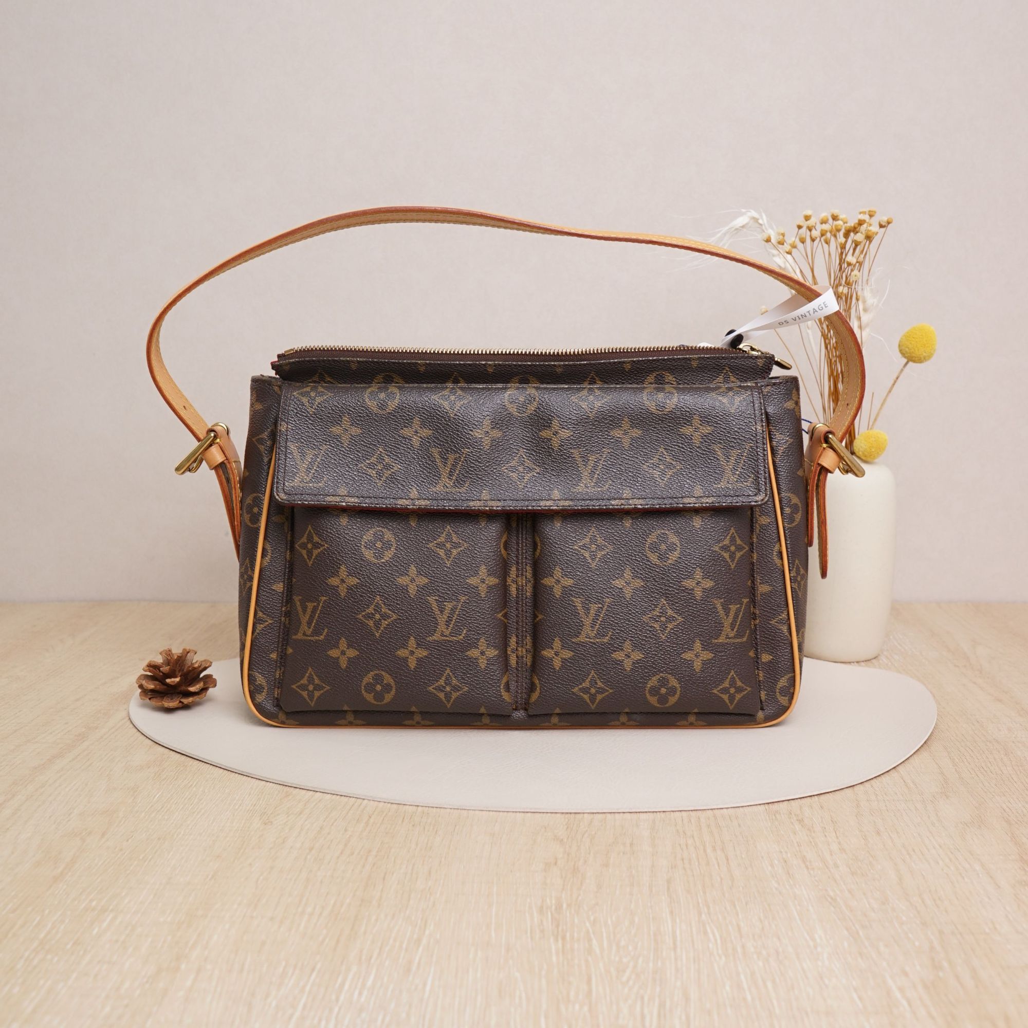 95新 LouisVuitton/路易威登  路易威登骆驼包单肩包/ DS043213