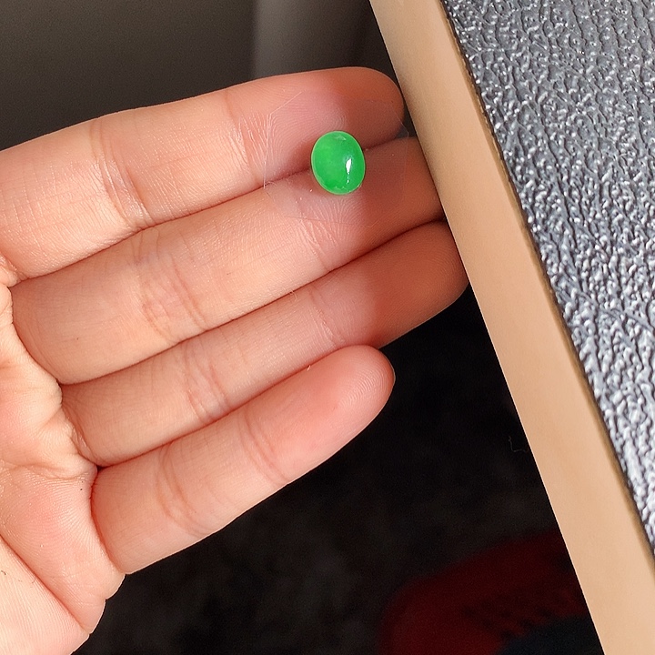 翡翠吊坠(不含链)未镶嵌蛋面