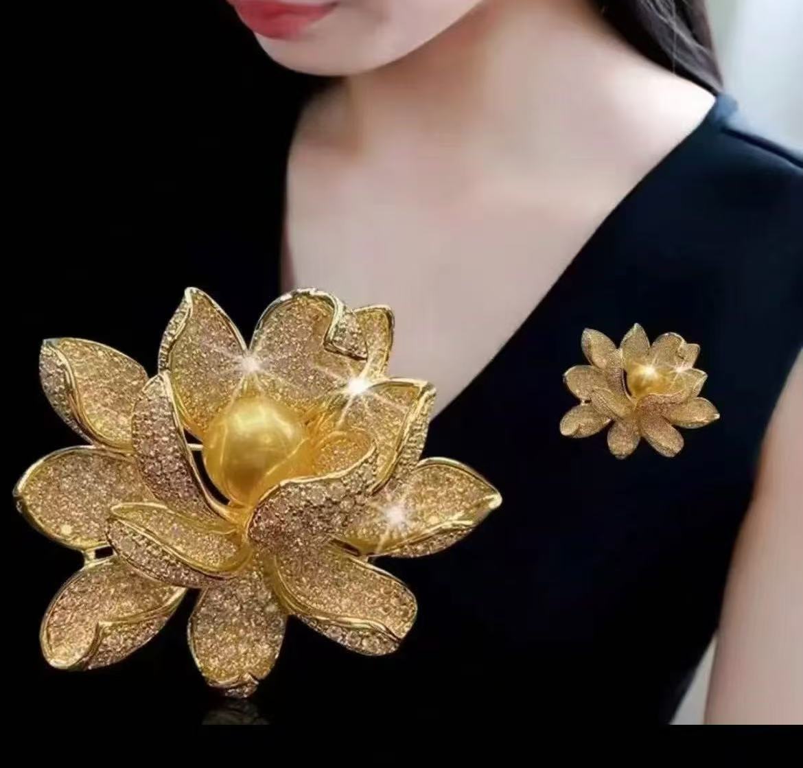 合金胸针 盛世金莲胸针轻奢高档Z002
