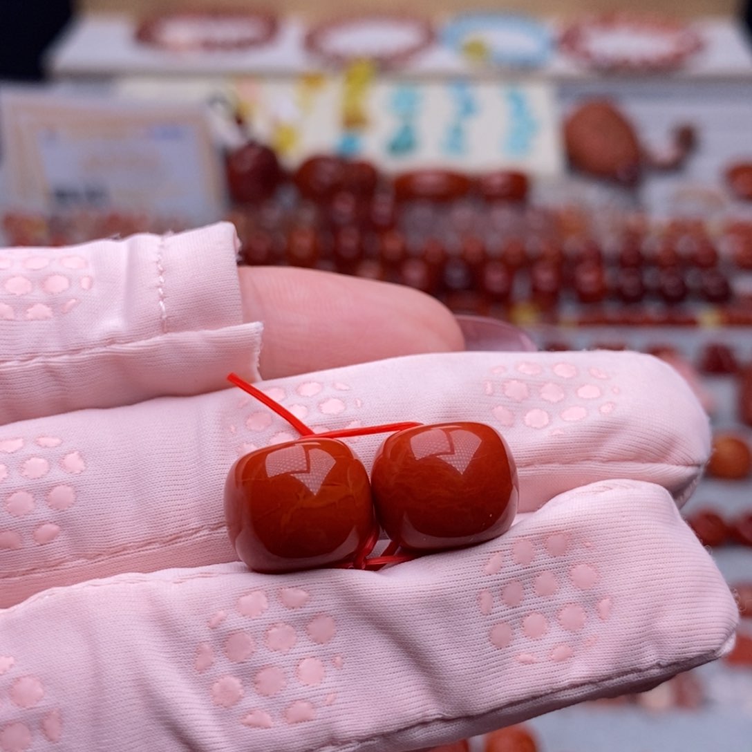 南红玛瑙配饰未镶嵌微瑕矿点