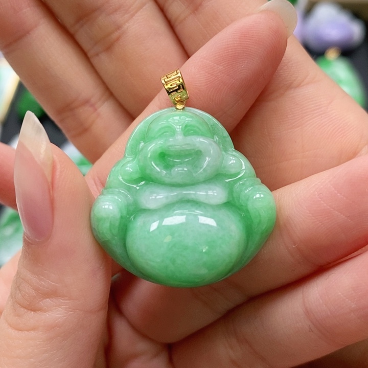 翡翠未镶嵌颈饰余***你吊坠