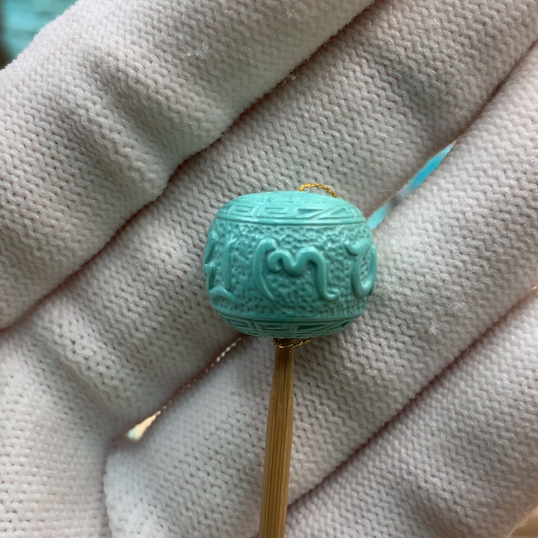 绿松石珠宝玉石未镶嵌