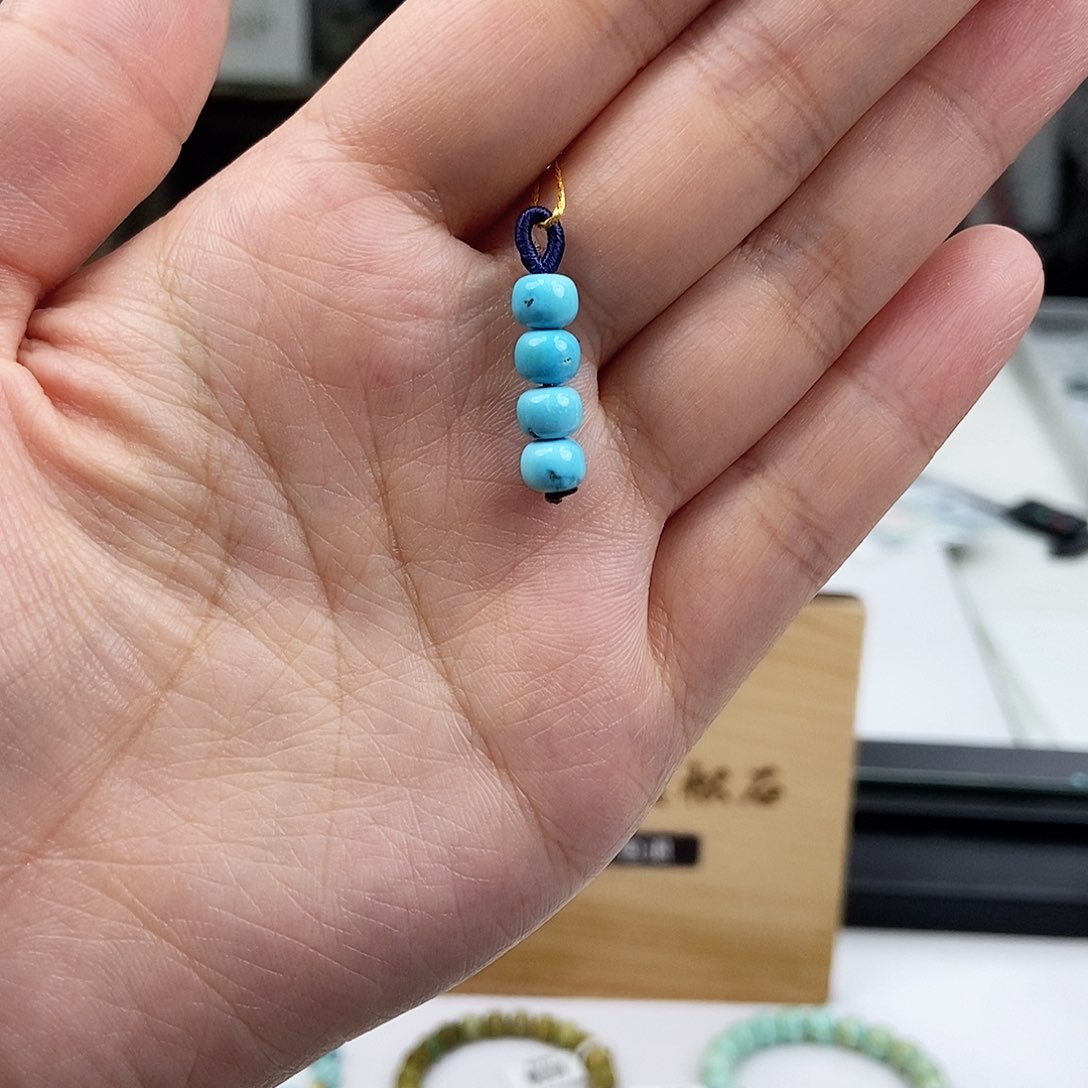 未镶嵌绿松石珠宝奇石