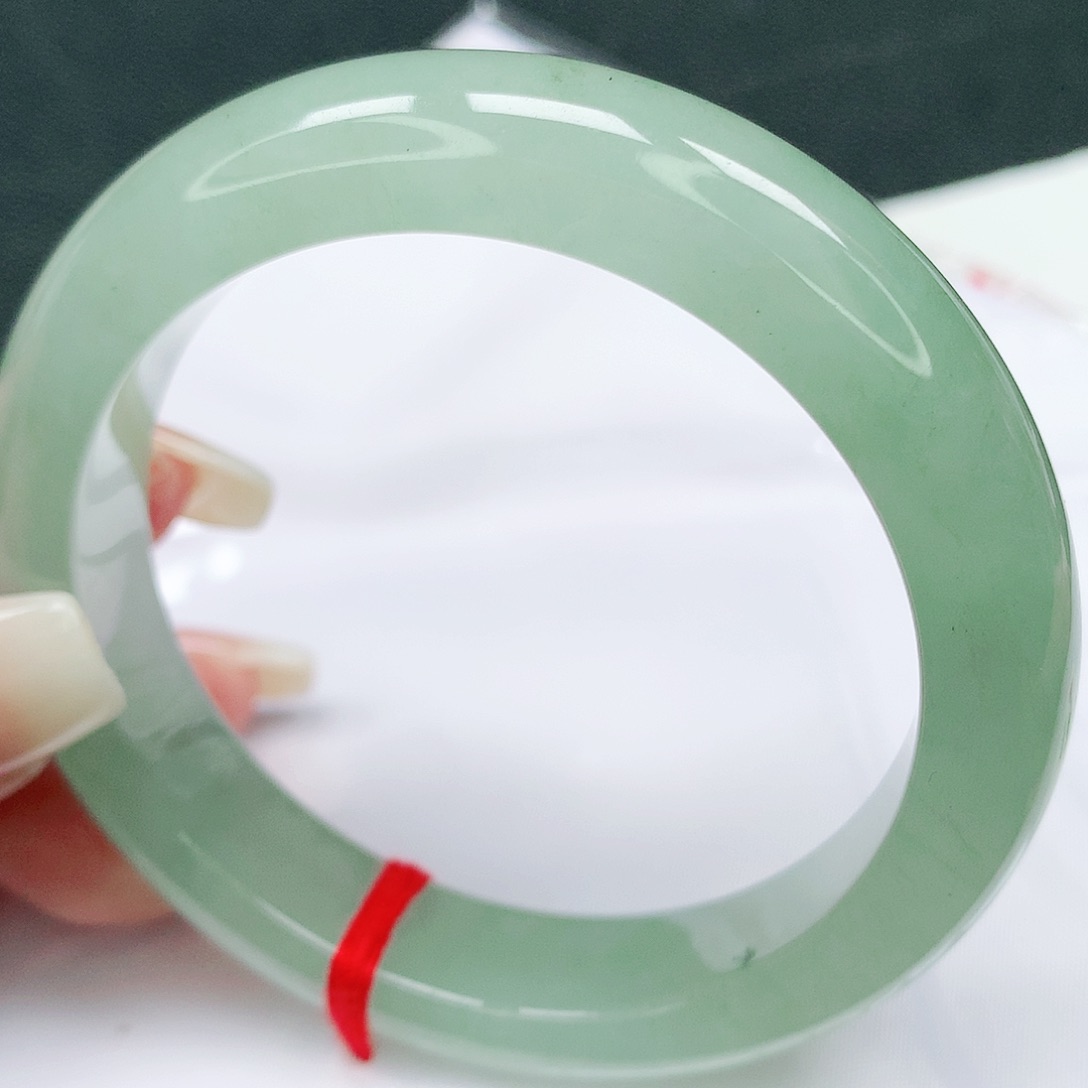 未镶嵌手镯翡翠44