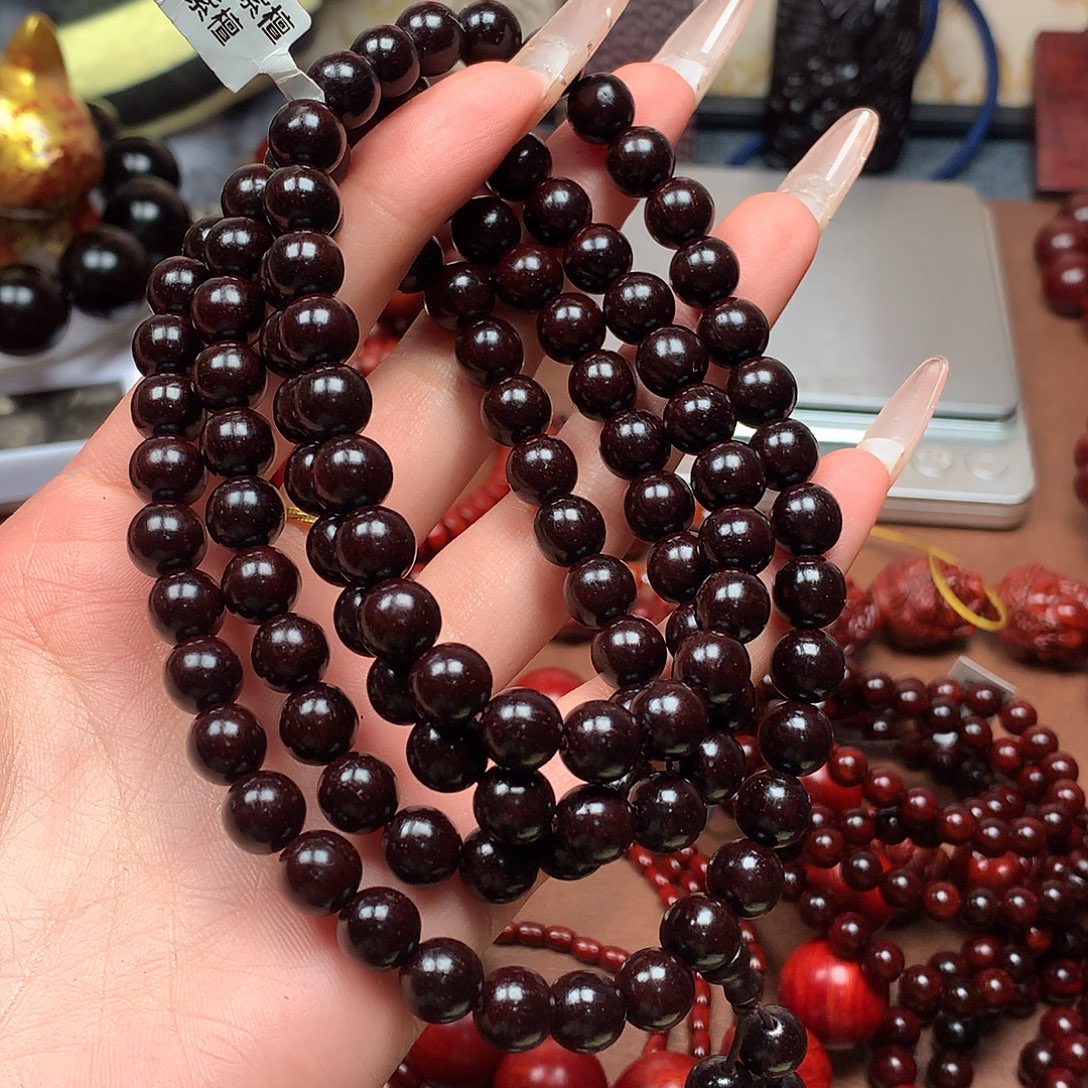 絮***檀香紫檀（小叶紫檀）0.8满星