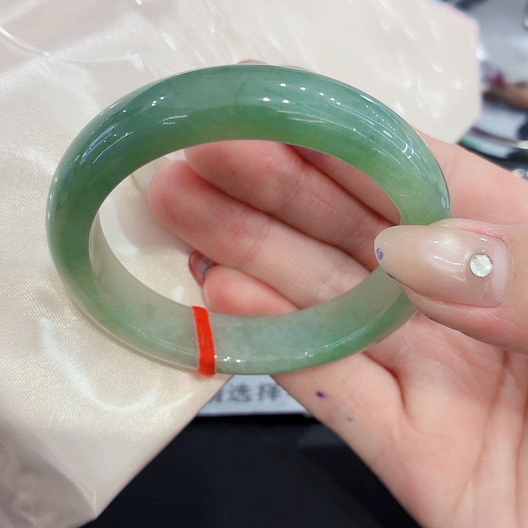 翡翠未镶嵌手镯翡翠53-54圈口