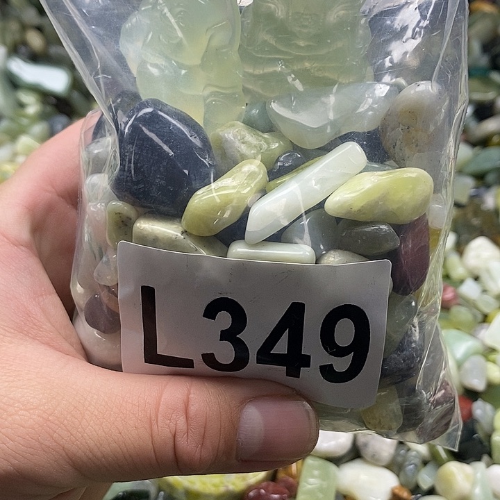 岫玉鱼缸石未镶嵌