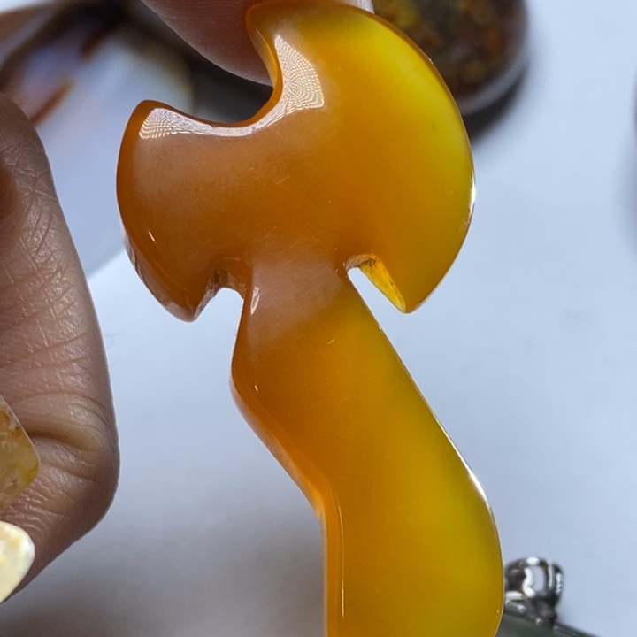 玛瑙/玉髓颈饰未镶嵌