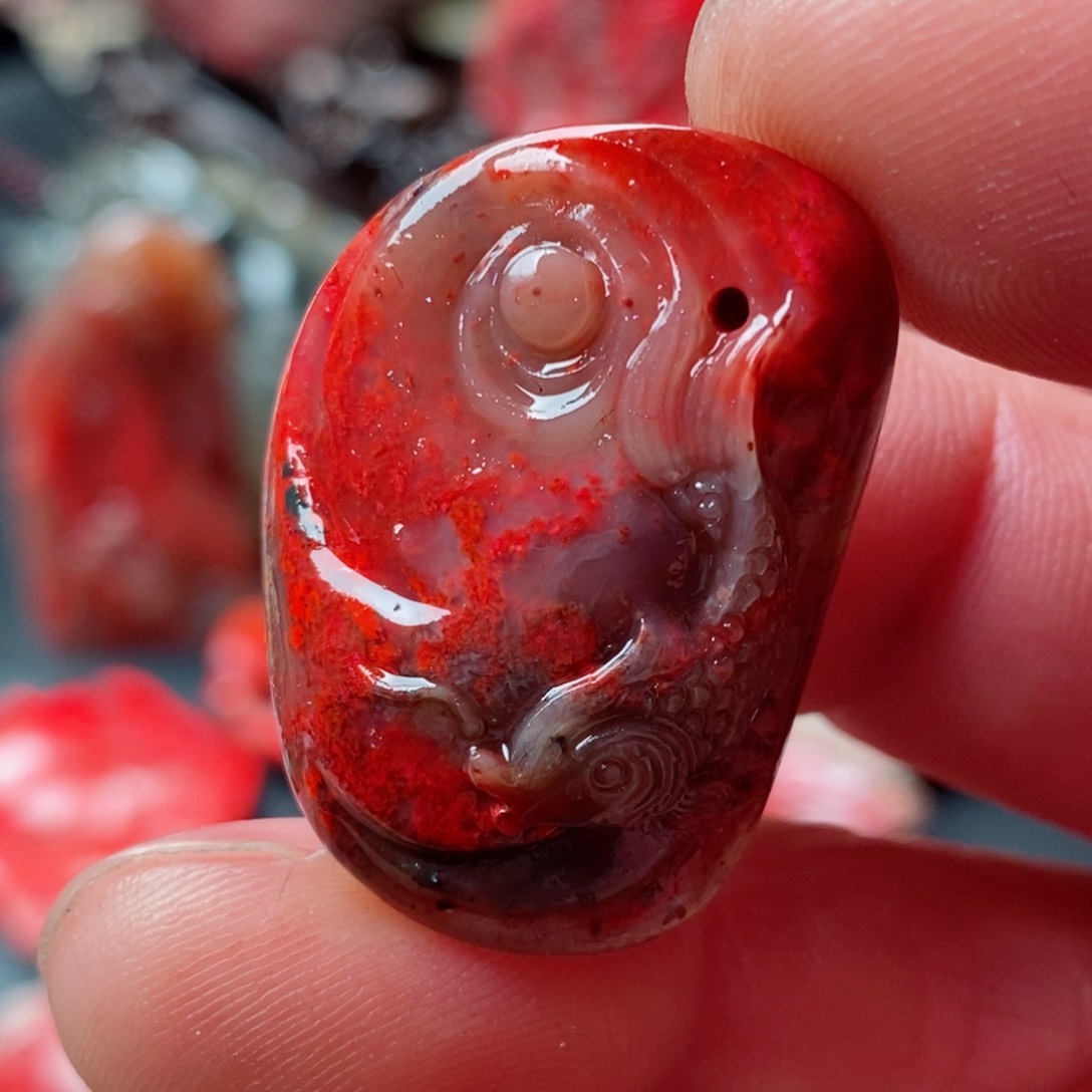 昌化鸡血石昌化鸡血石挂件