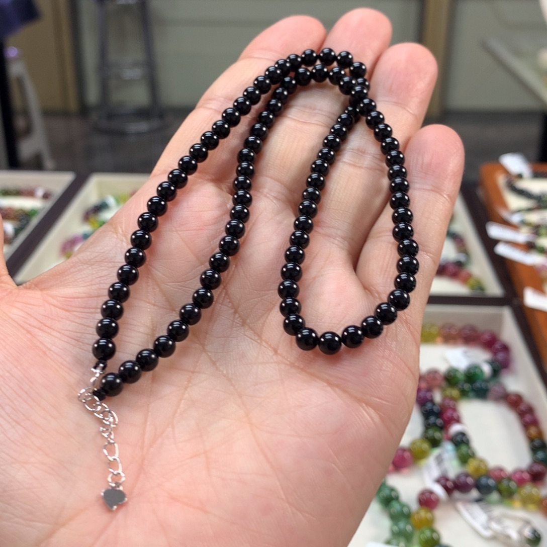 碧玺未镶嵌手链4左右