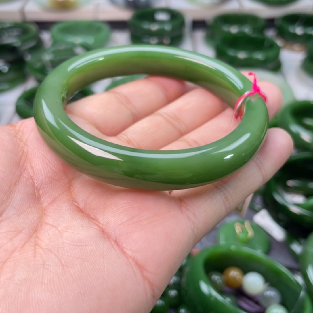 和田玉（碧玉）手镯未镶嵌