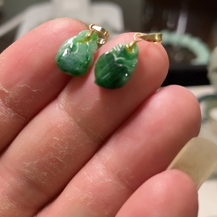 *****翡翠未镶嵌颈饰挂件