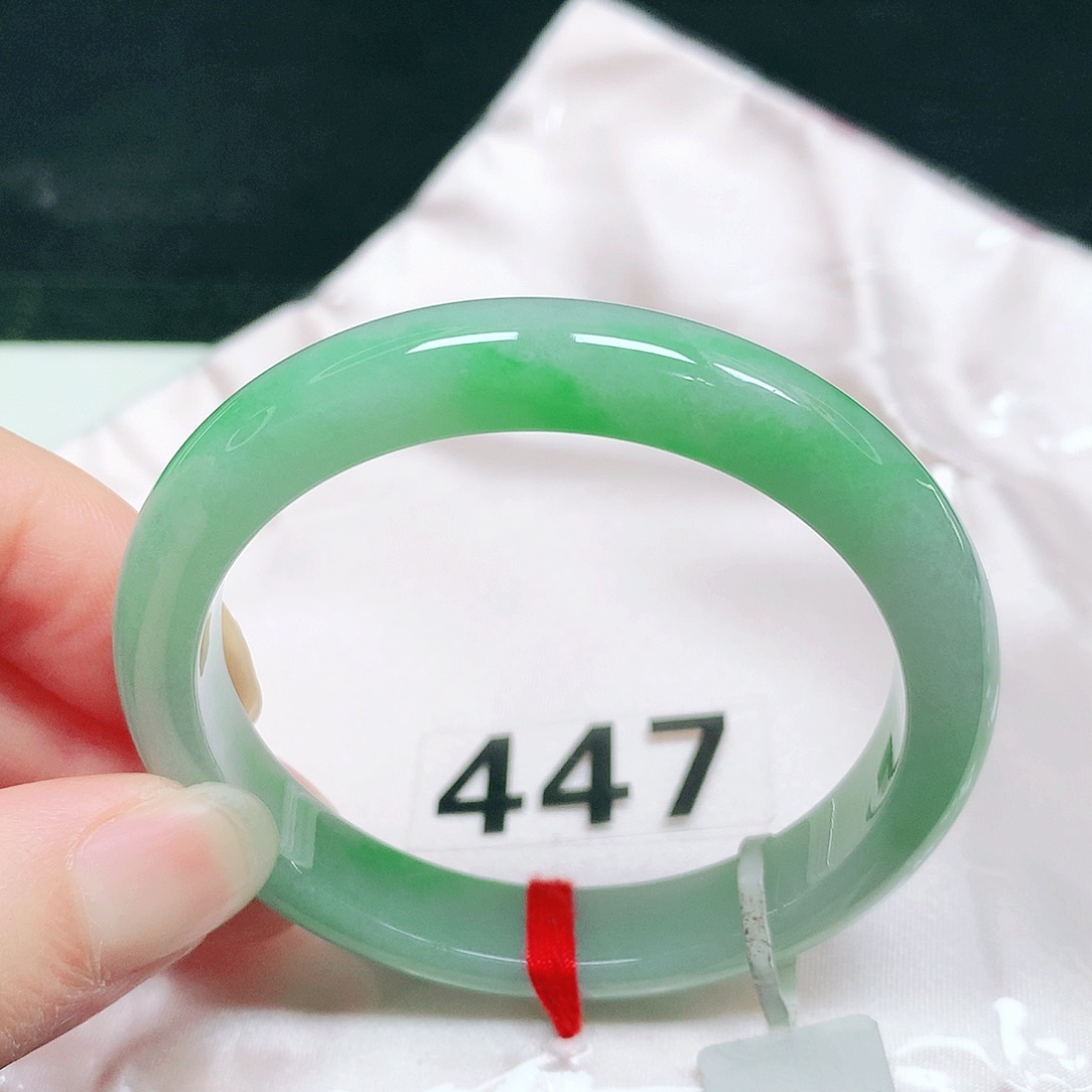 翡翠未镶嵌手镯10 号翡翠手镯