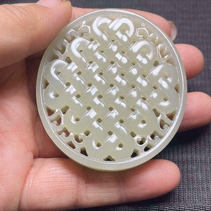 酥***糖和田玉未镶嵌挂件