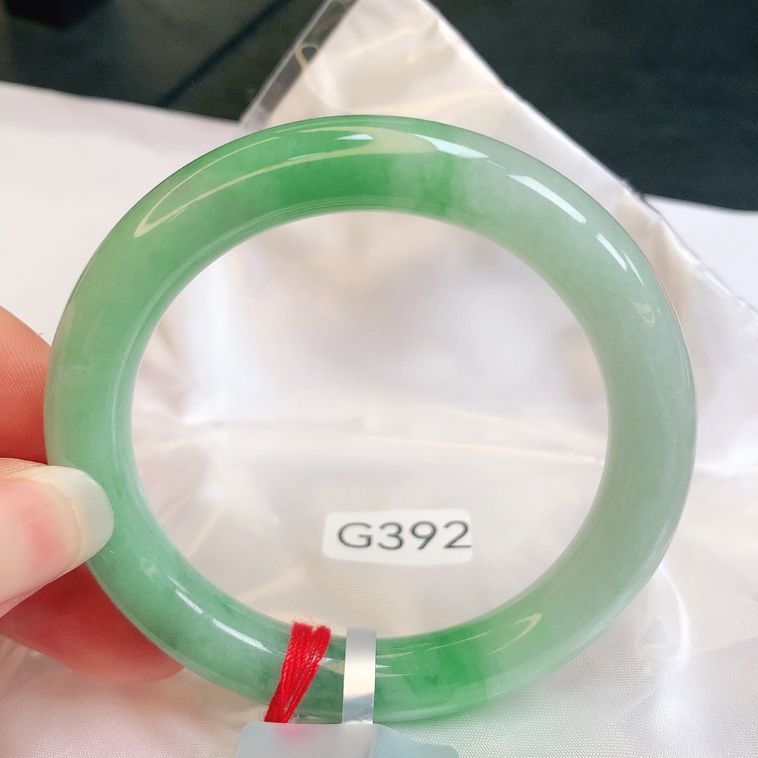 【闪购商品】翡翠手镯未镶嵌缅甸天然a货翡翠