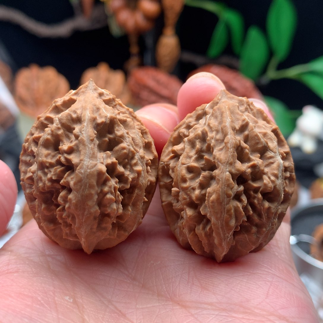 文玩核桃吊坠小武核桃12