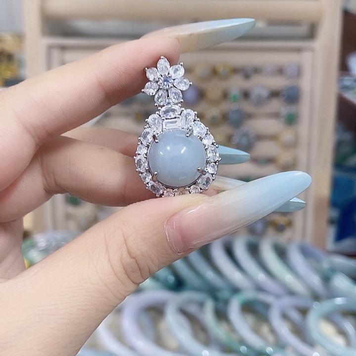 颈饰未镶嵌翡翠天然翡翠Ａ货