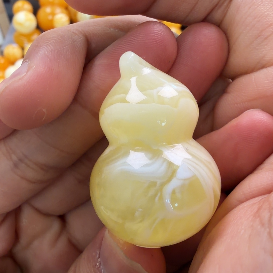 琥珀未镶嵌珠宝奇石